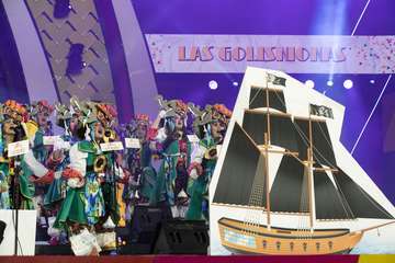 Los nietos de Sary Mánchez abren la final de murgas del Carnaval de 'Una noche en Río' (Foto TA)